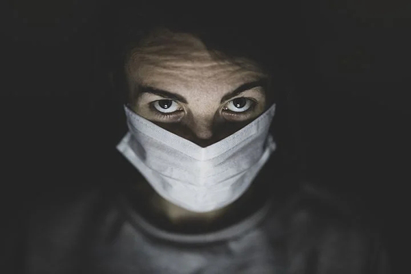 中年男性身体出现哪些信号做需要眼睛检查?